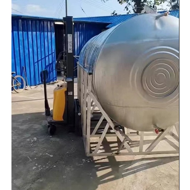 Semi-electric stacker Customer-feedback Customer-feedback-1.jpg