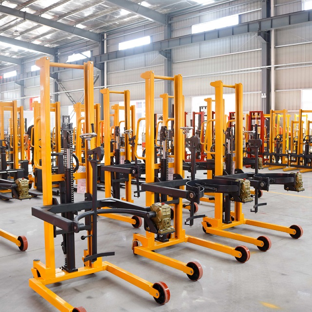Oil drum lifting vehicle COT0.35