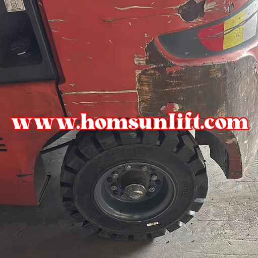 Heavy duty balanced forklift solid front and rear tires customizable cost-effective wholesale Wear-resistant.jpg Heavy-duty-balanced-forklift-solid-front-and-rear-tires-3.jpg