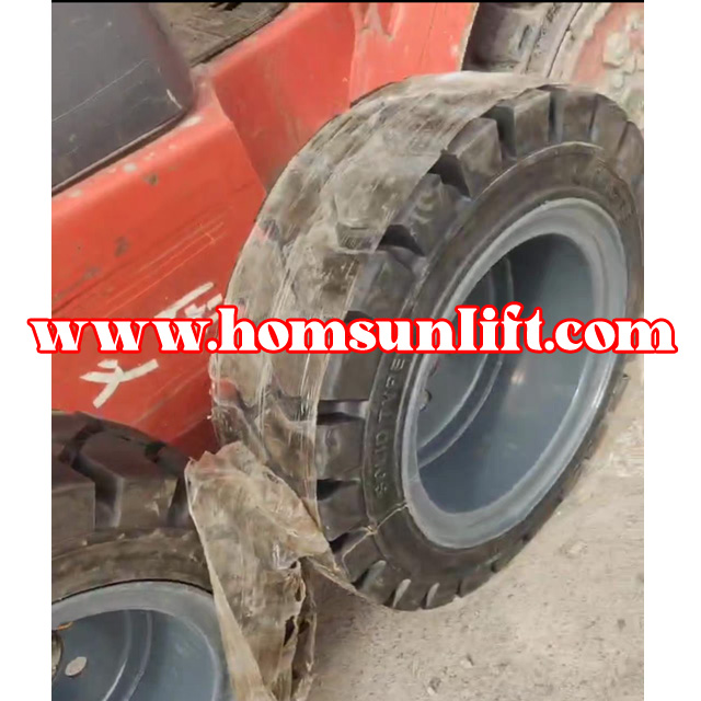 Forklift specific inflatable tire semi-solid steel wire shock-absorbing hole OEM & ODM Wear-resistant & durable.jpg Forklift-specific-inflatable-tire-semi-solid-steel-wire-shock-absorbing-hole.jpg