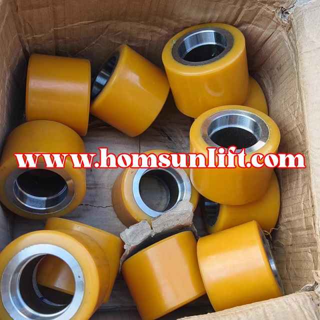 Electric Forklift Drive,Balance,wheels 80*60-47 80*60 Load Off road rubber PU custom made.jpg Electric-pallet-handling-forklift,-load-bearing-wheels,-auxiliary-wheels,-driving-wheels-OEM&ODM-1.jpg