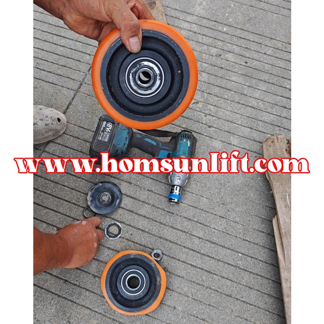 Electric Forklift Drive,Balance,wheels 80*60-47 80*60 Load Off road rubber PU custom made.jpg Electric-hydraulic-forklift,-load-bearing-wheel,-auxiliary-wheel,-drive-wheel-manufacturer,-direct-delivery-1.jpg